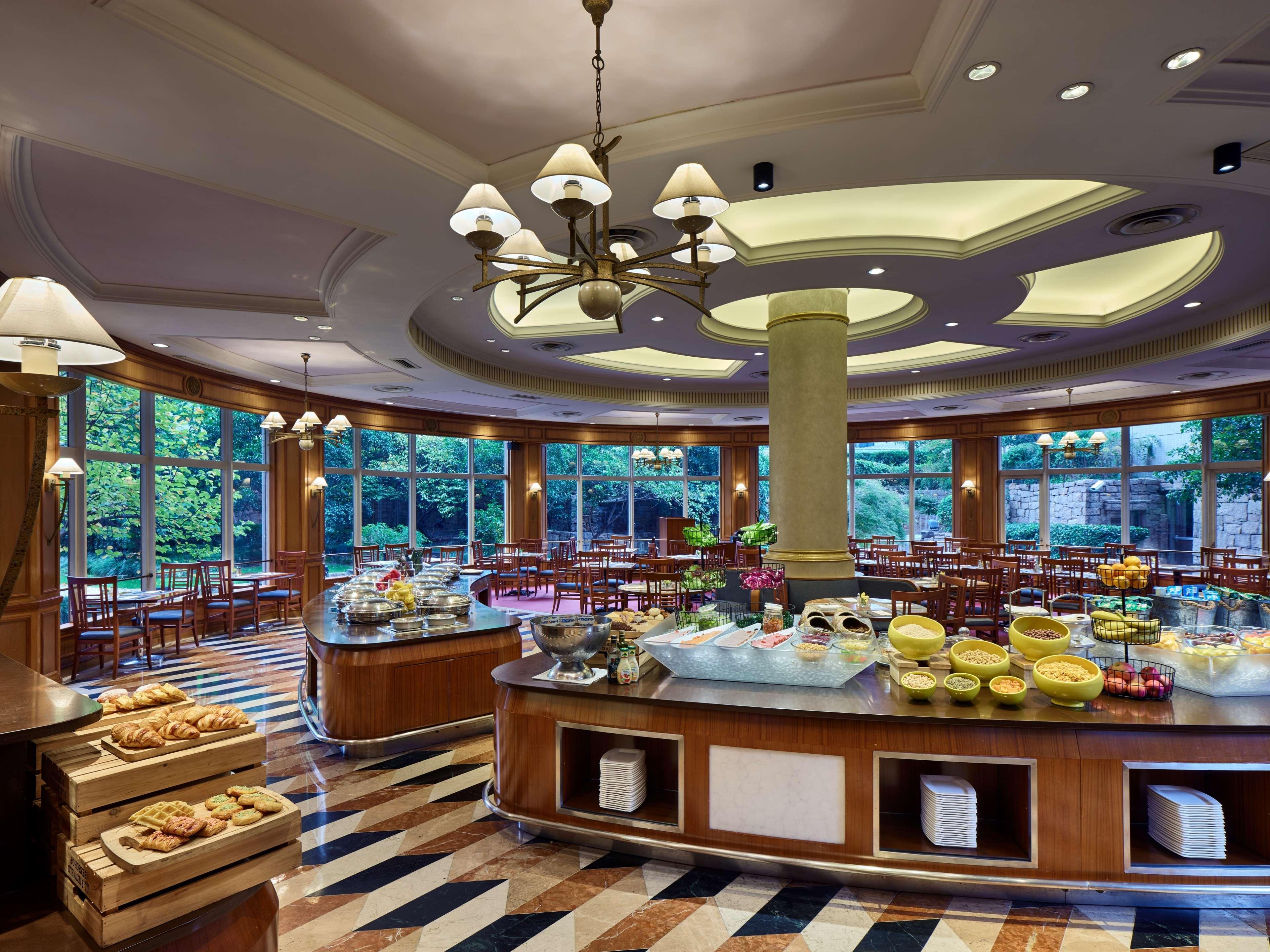 Hongqiao Jin Jiang Hotel Shanghai Exterior photo